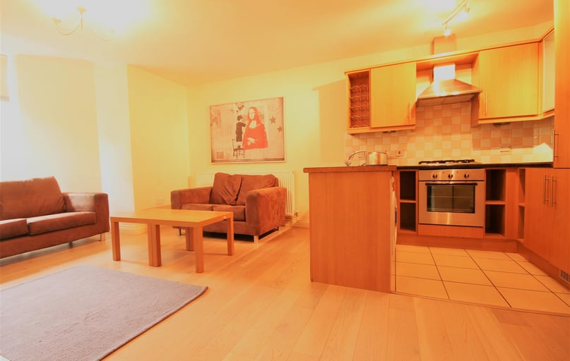 Osborne Terrace, Sandyford, Newcastle - Image 1